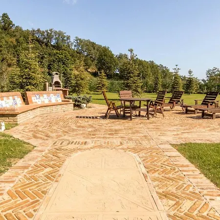 Joivy Superb With Tennis Court, Garden And Bbq Area