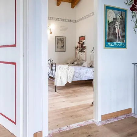 Villa Joivy Superb With Tennis Court, Garden And Bbq Area