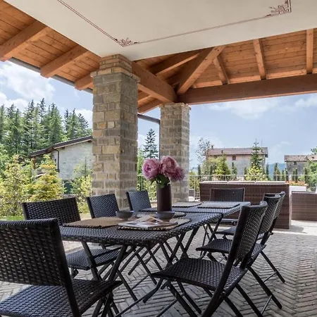 Villa Joivy Superb With Tennis Court, Garden And Bbq Area