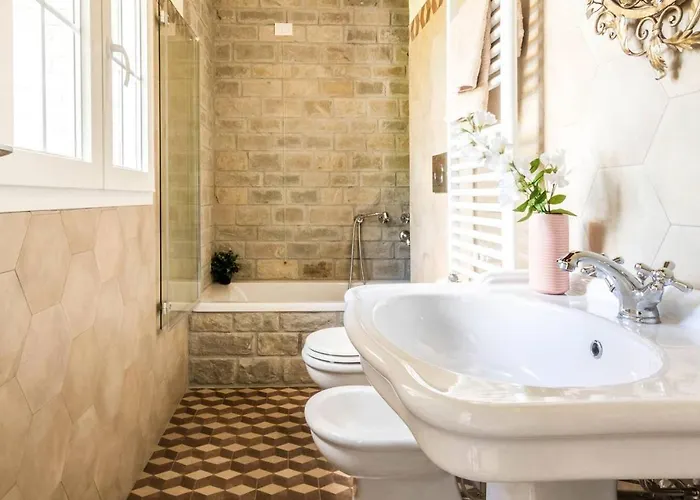 Вилла Joivy Superb With Tennis Court, Garden And Bbq Area *